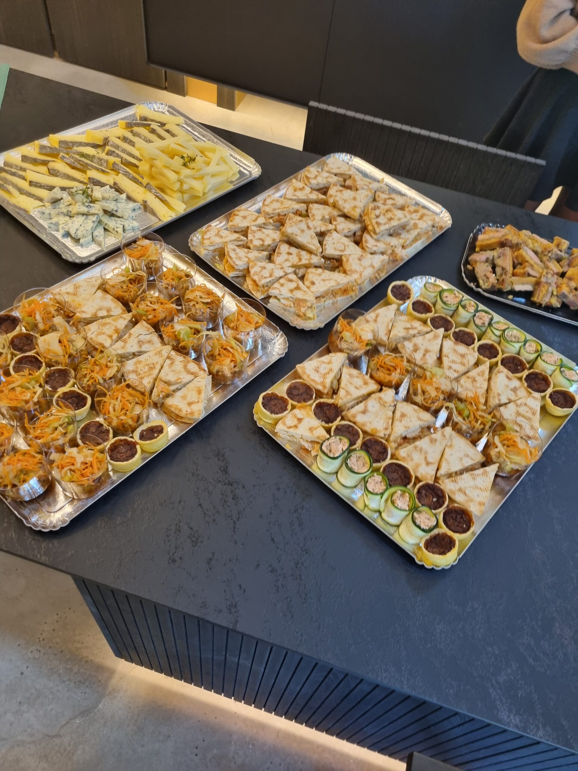Pause déjeuner au showroom MAD by Meia